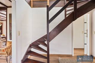 Square Estate vous présente cette villa de charme anciennement bungalow dans un quartier résidentiel à Meise. Cette 4 façade se compose comme...