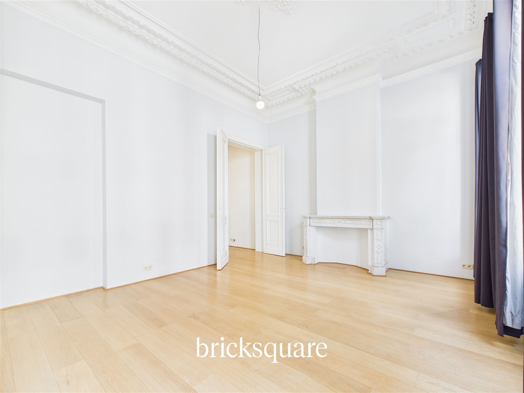 Character apartment with bedroom and study - photo 2