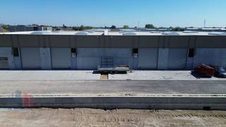 Nieuwe KMO-unit met een oppervlakte van 240 m². De nieuwe KMO-ontwikkeling 'THEA' bestaat uit 22 casco KMO-units met oppervlaktes tussen 180 m² en...