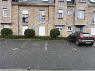 Om u kandidaat te stellen als huurder, verzoeken we via onderstaande link in te loggen, druk op de rode knop "Bezoek aanvragen" en vul uw...