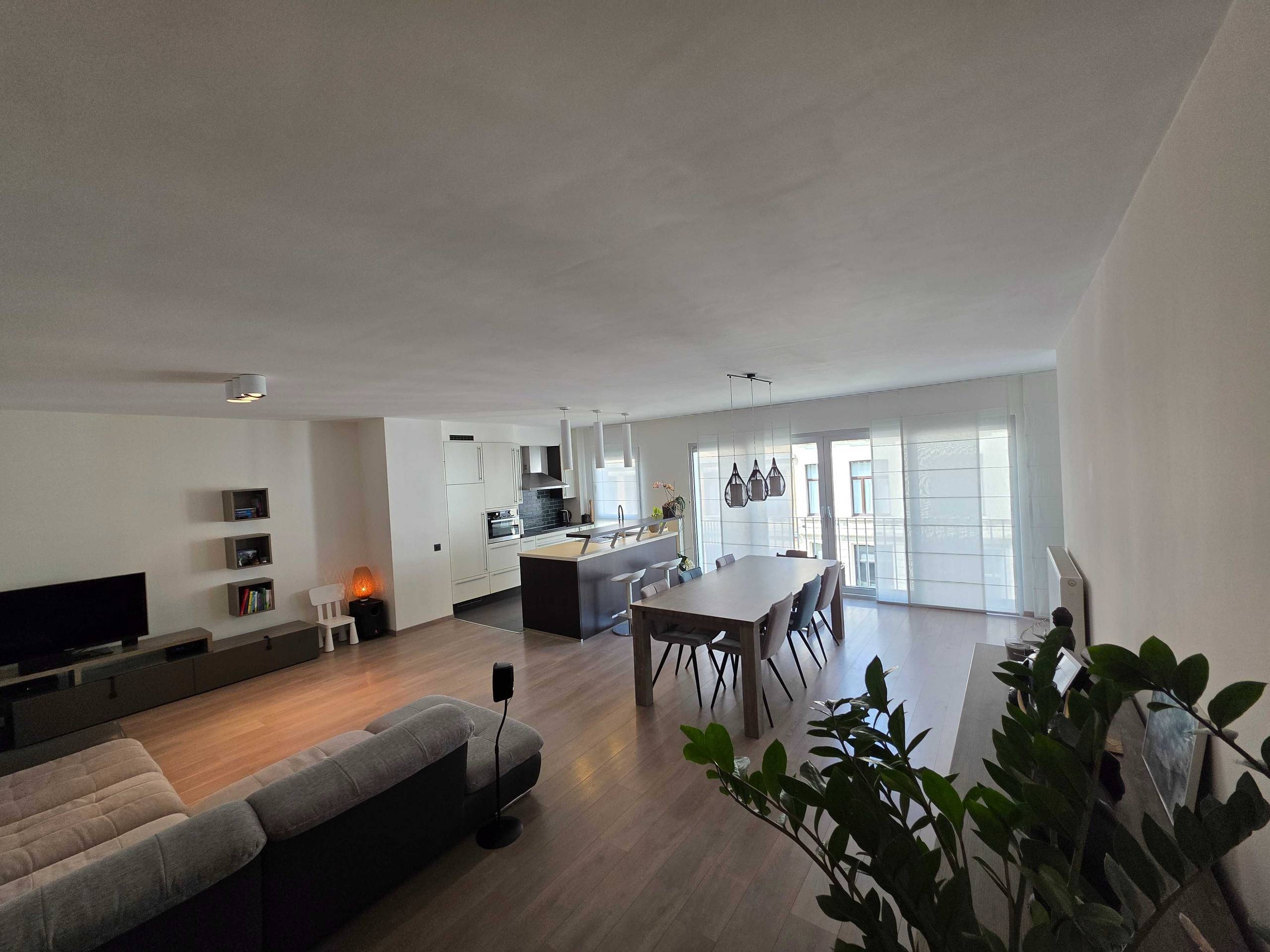 Appartement te koop in Antwerpen met 2 slaapkamers - foto 3