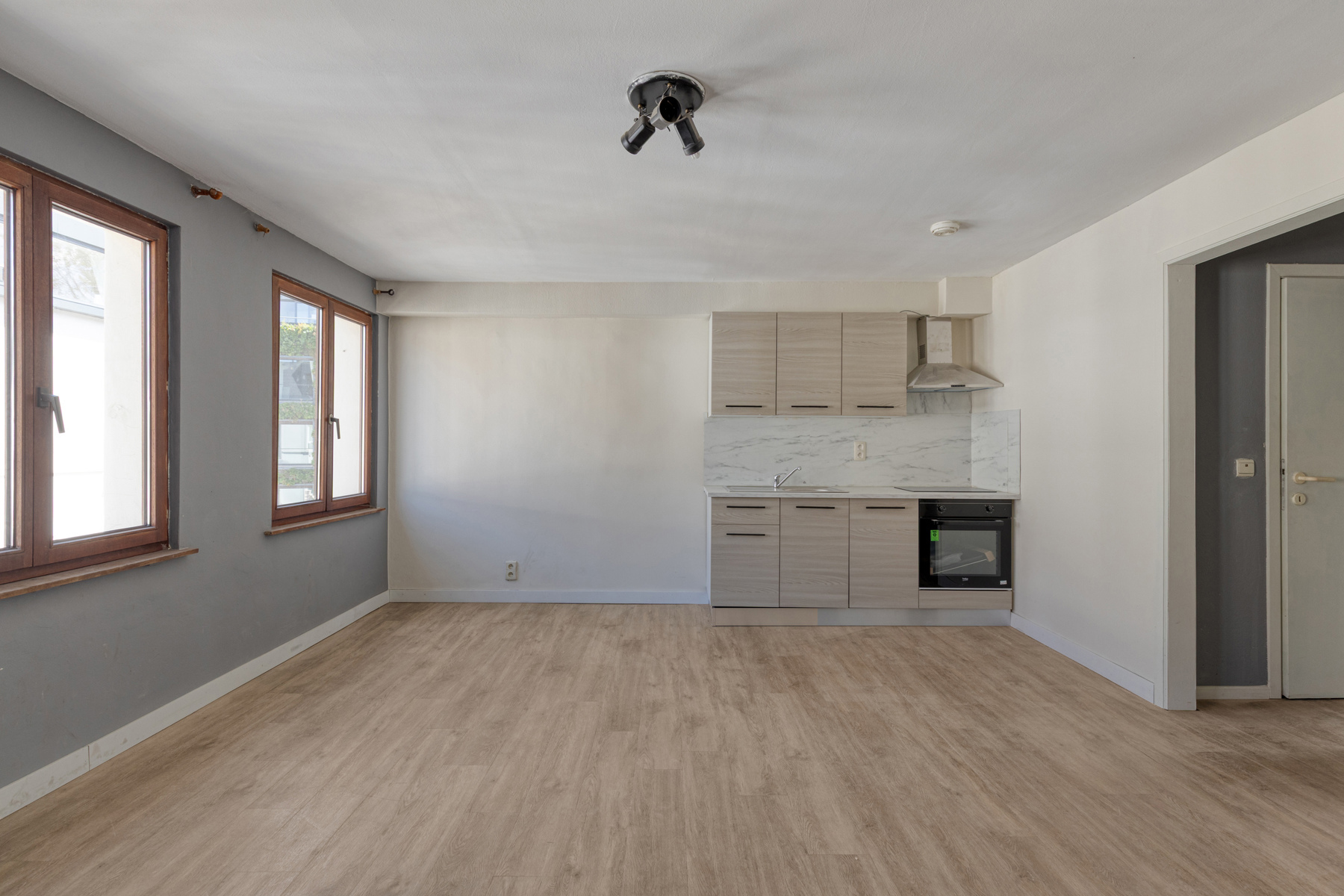 Apartment for sale in Antwerp with 1 bedroom - photo 4