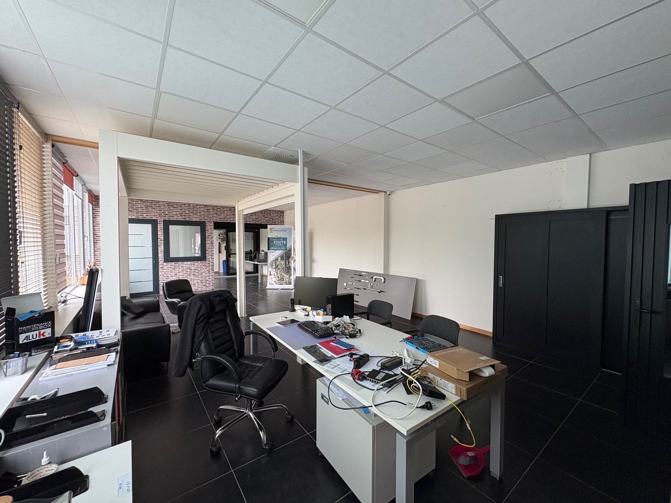 Commercial for rent in Waremme - photo 3