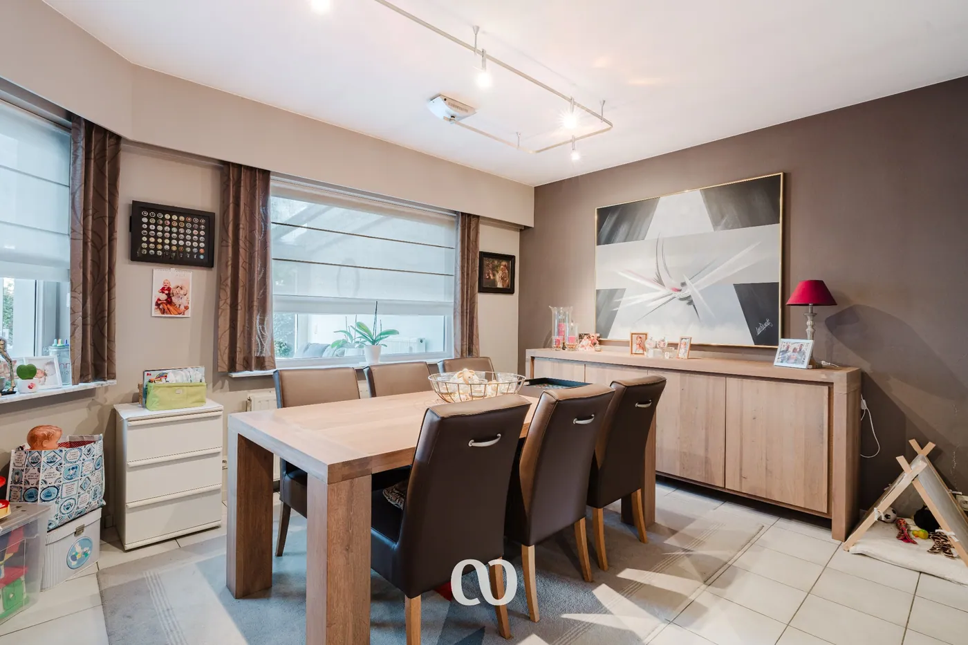 Ruime woning met commerciële ruimte op een perceel van 899 m² in Gavere - foto 5