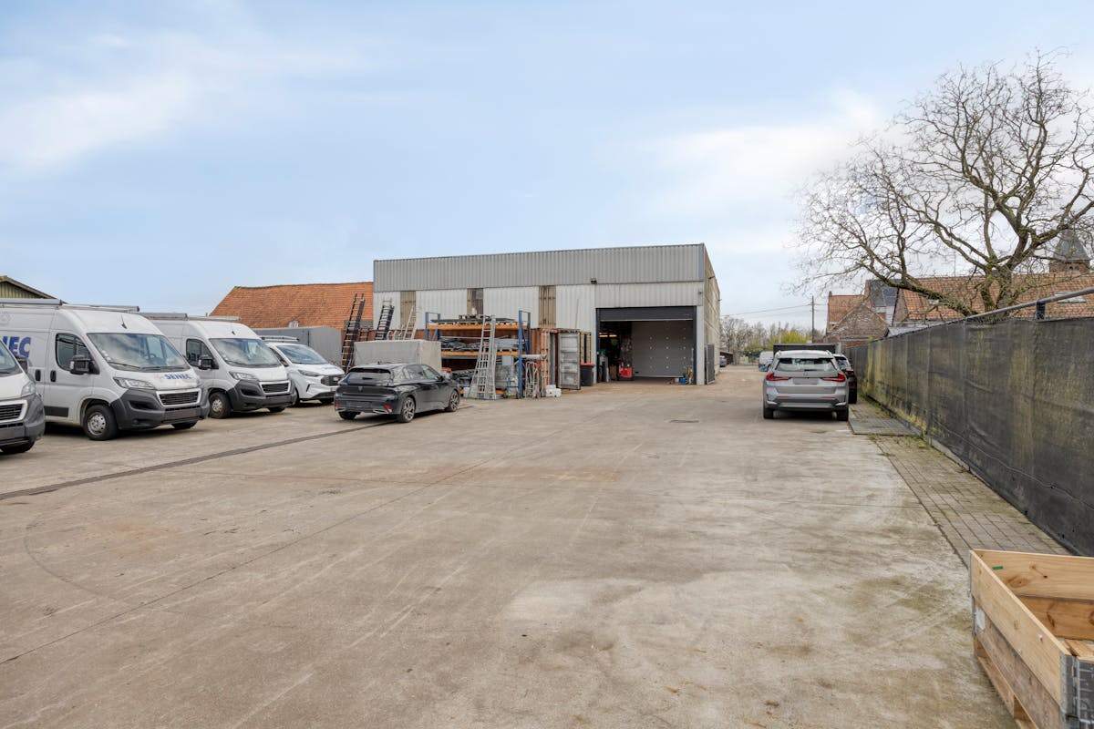 Entrepôt (487 m²) avec bureau à vendre à Moerbeke-Waas - photo 1