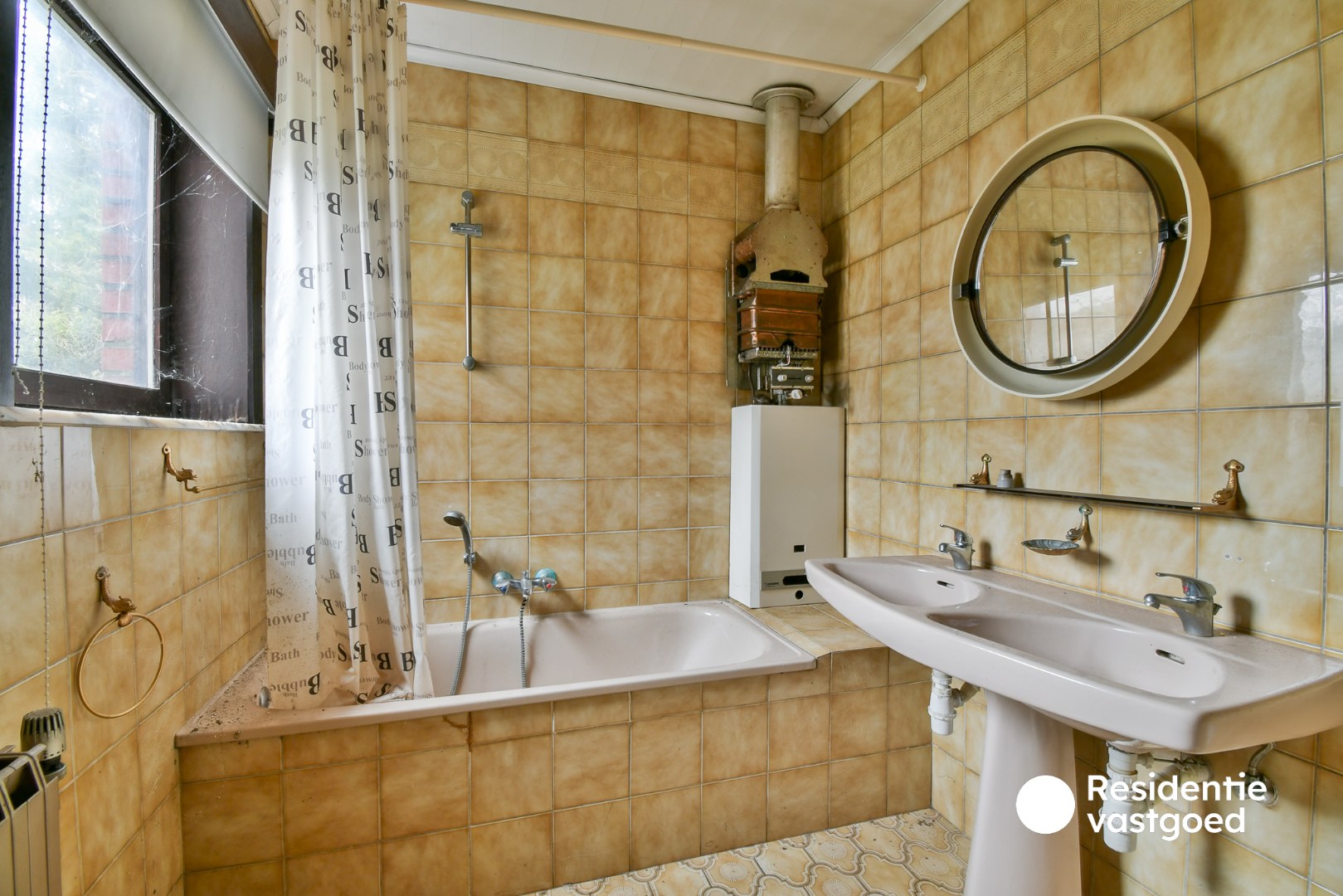 Renovatieproject met veel potentieel in het hart van Torhout! - foto 5