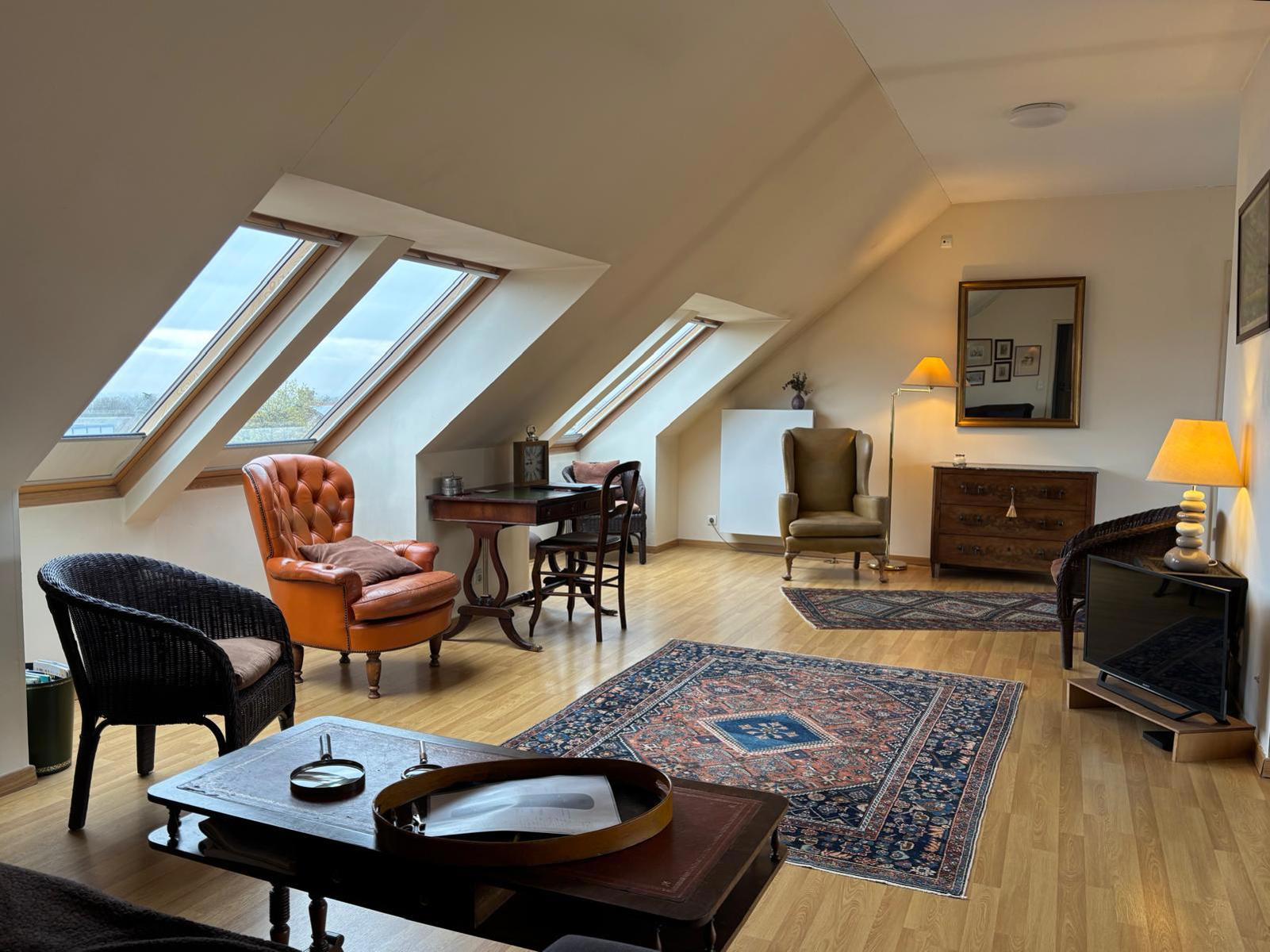 Ruim dakappartement in het centrum van Tielt.  - foto 5