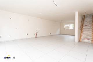 NIEUWBOUWWONING met 3 slaapkamers op rustige locatie!BTW 6% mogelijk! Deze nieuwbouwwoning kan u vinden in de St. Martensommegangstraat te Moerzeke...