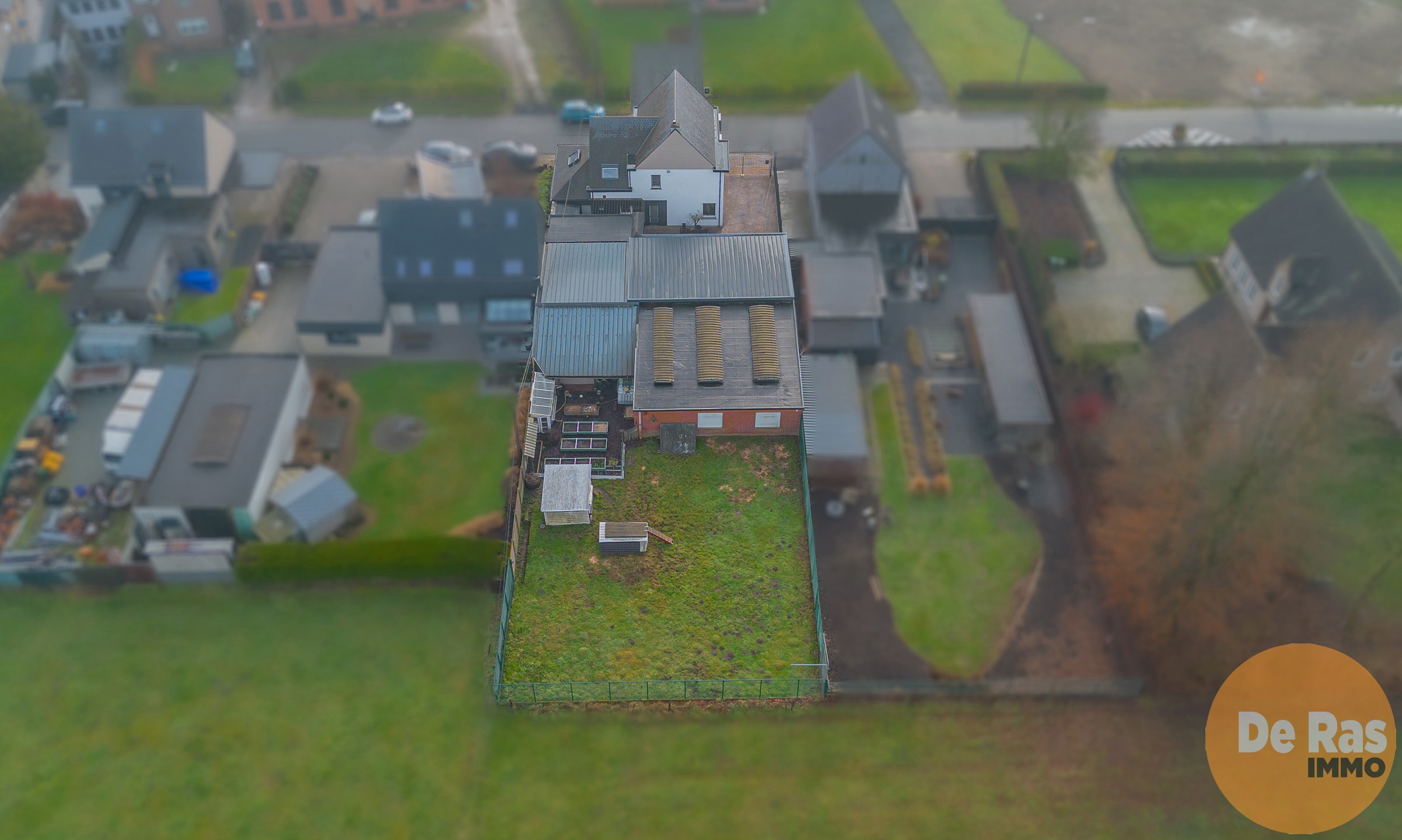 MASSEMEN - Instapklare woning met ruime loods (310m²) - foto 4