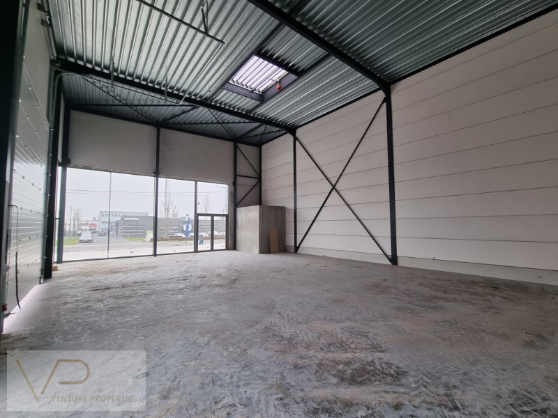 Showroom op zichtlocatie te Bornem - foto 4