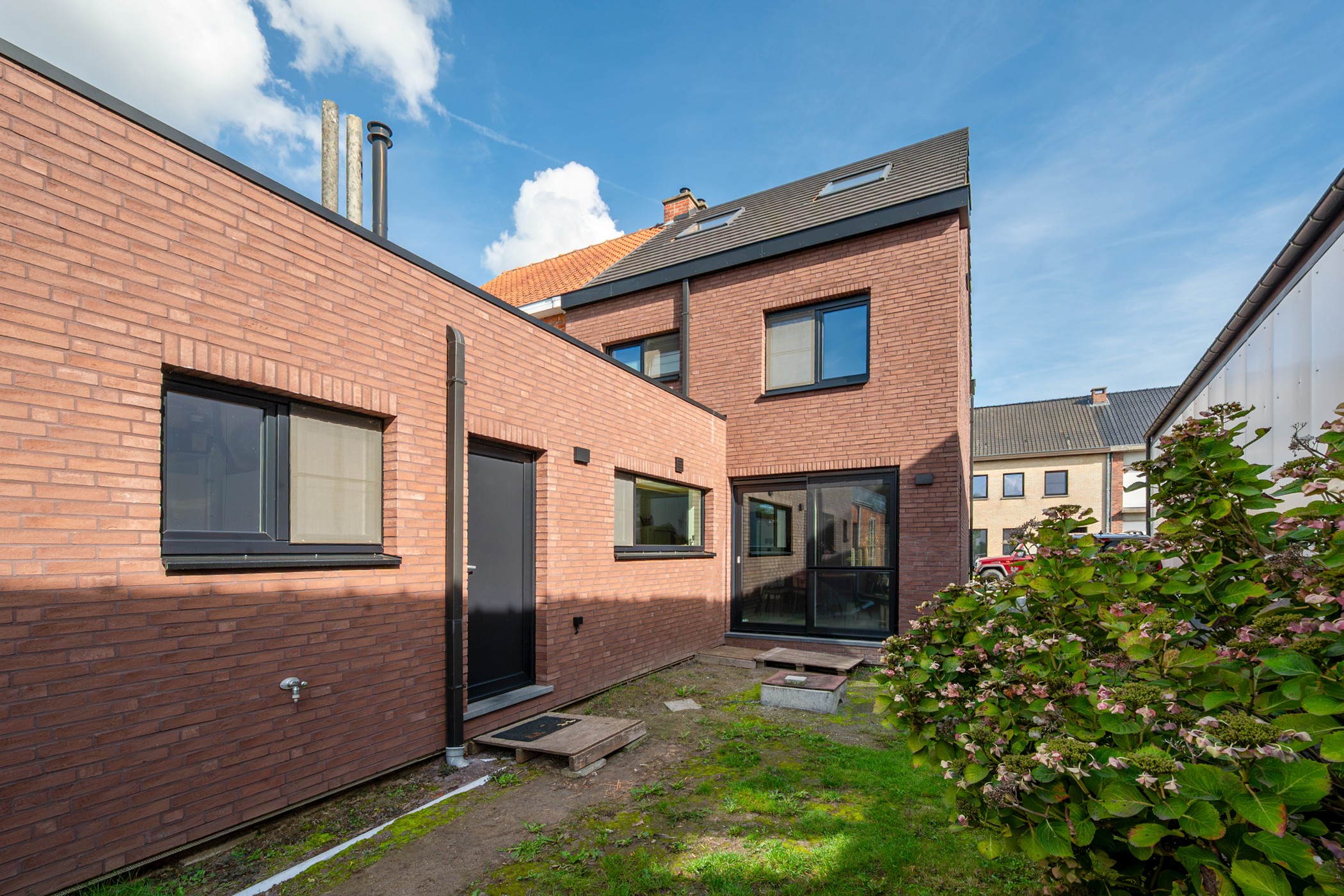 Energiezuinige woning met tuin in het landelijke Moerzeke. - foto 5