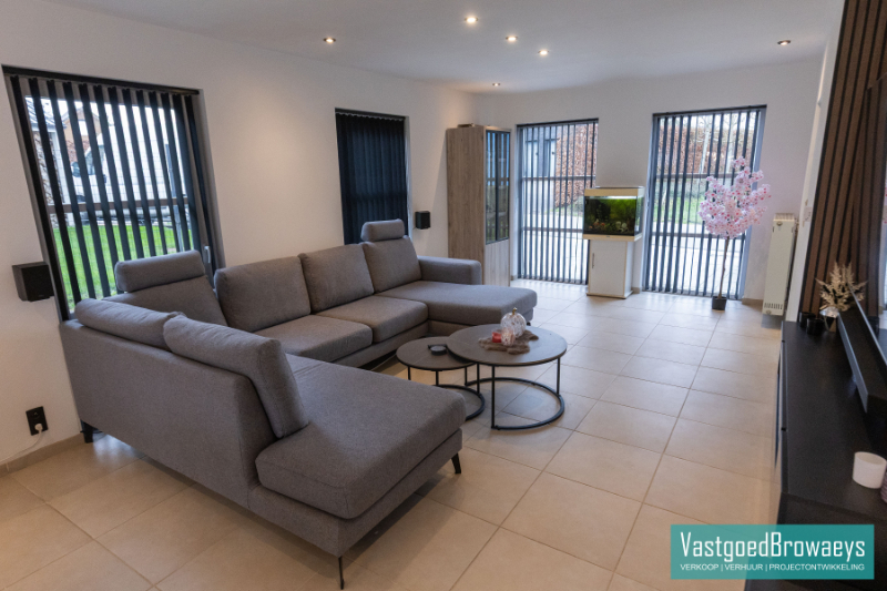 Rustig gelegen HOB nabij de kerk van Mater - foto 3