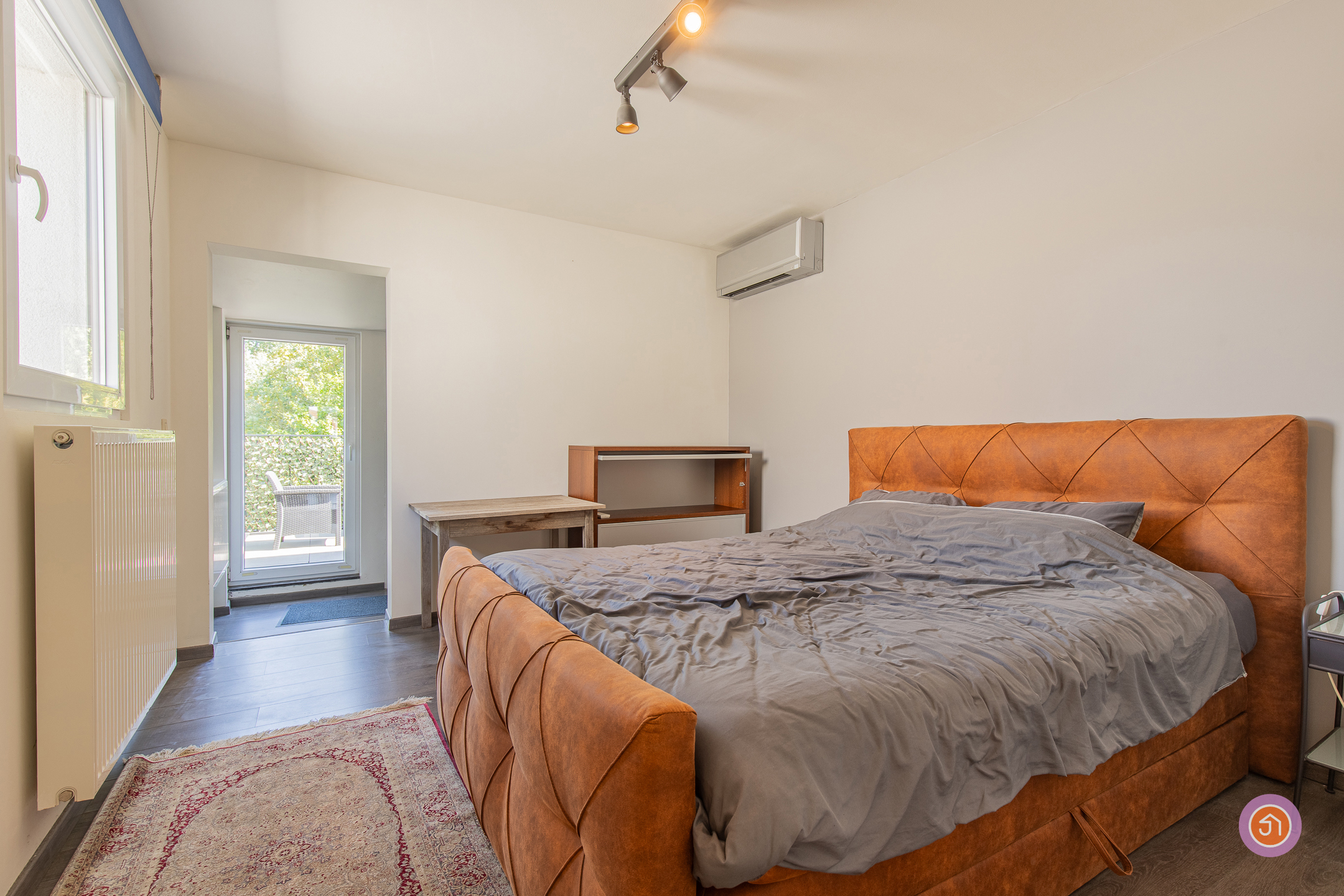 Gerenoveerd appartement op centrale locatie - foto 4