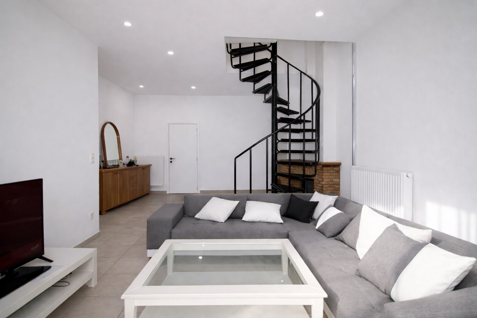 Te koop: Centraal gelegen woning met twee slaapkamers, zolderverdieping, EPC label C én tuin in Sint-Niklaas! - foto 4