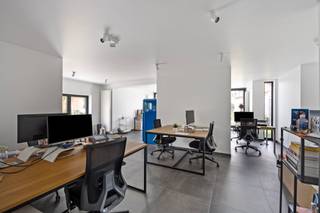Willebroek: moderne woning met unieke architectuur, 4 slaapkamers en praktijkruimte / kangoeroewoningBen je op zoek naar een woning die écht anders...