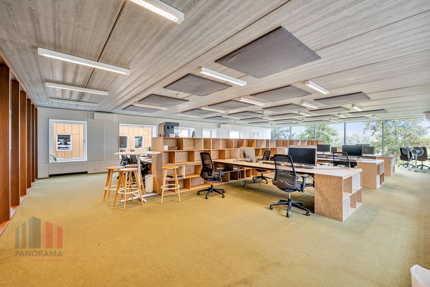 250 m² Kantoren Te Huur Nabij de N16 – Prachtige Locatie en Topfaciliteiten - foto 1