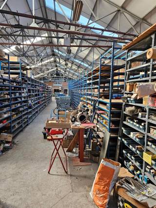 Commercial for rent in Deinze