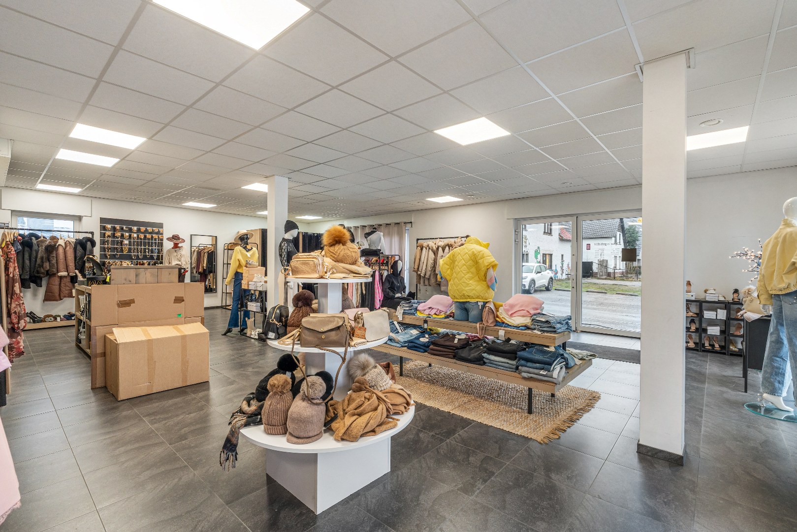 Handelsruimte, 110 m² + kelder, centrum van Houthalen-Oost - foto 3