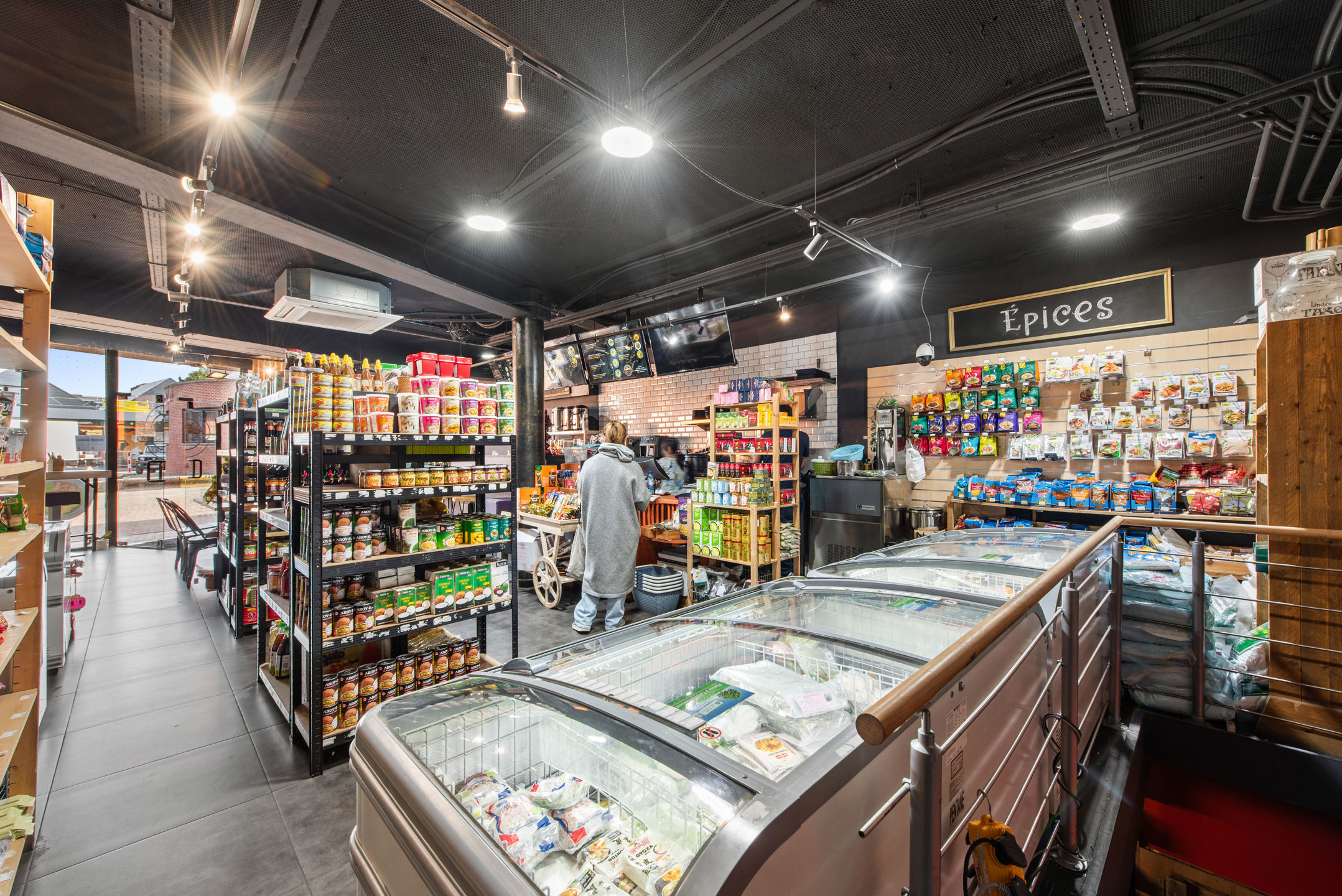 Commercial for sale in Woluwe-Saint-Pierre - photo 5