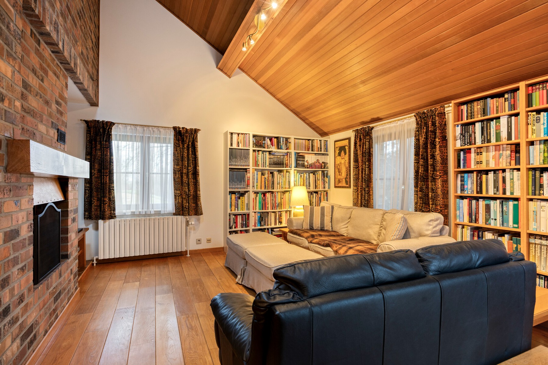 Cosy gezinswoning met 4 slaapkamers, garage en tuin - NATO op 10 min. - photo 5