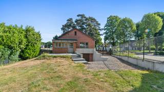 Welkom op de Pastoor Hermansstraat 2 in Niel-bij-As.Bent u opzoek naar een open bebouwing?Bent u opzoek naar rustig gelegen woning?Dan is deze woning...