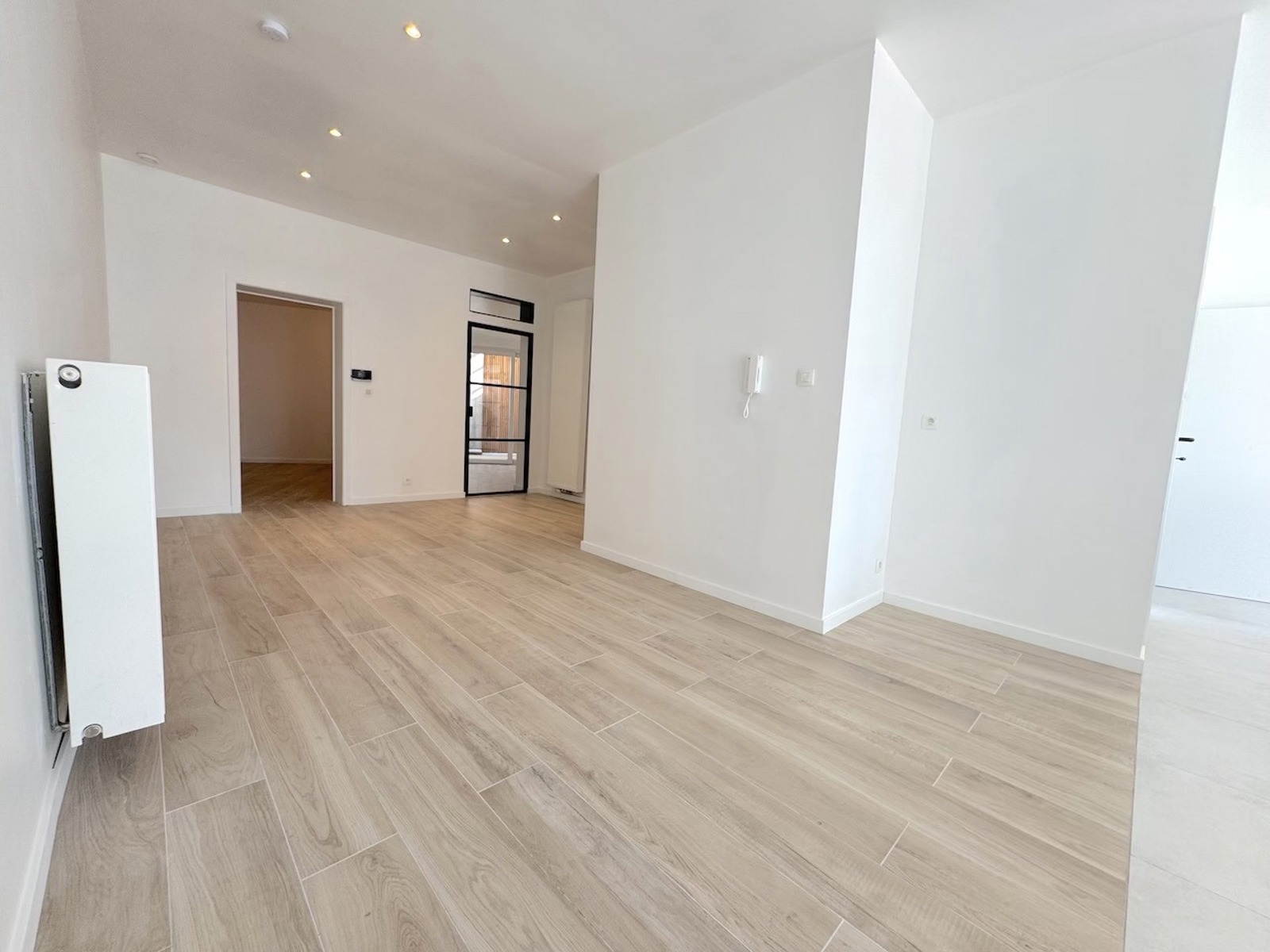 Volledig vernieuwd gelijkvloers appartement in het stadscentrum! - foto 5
