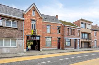 Dit karaktervolle en instapklare herenhuis met 5 slaapkamers werd gebouwd in het begin van de twintigste eeuw. Deze woning werd doorheen de...