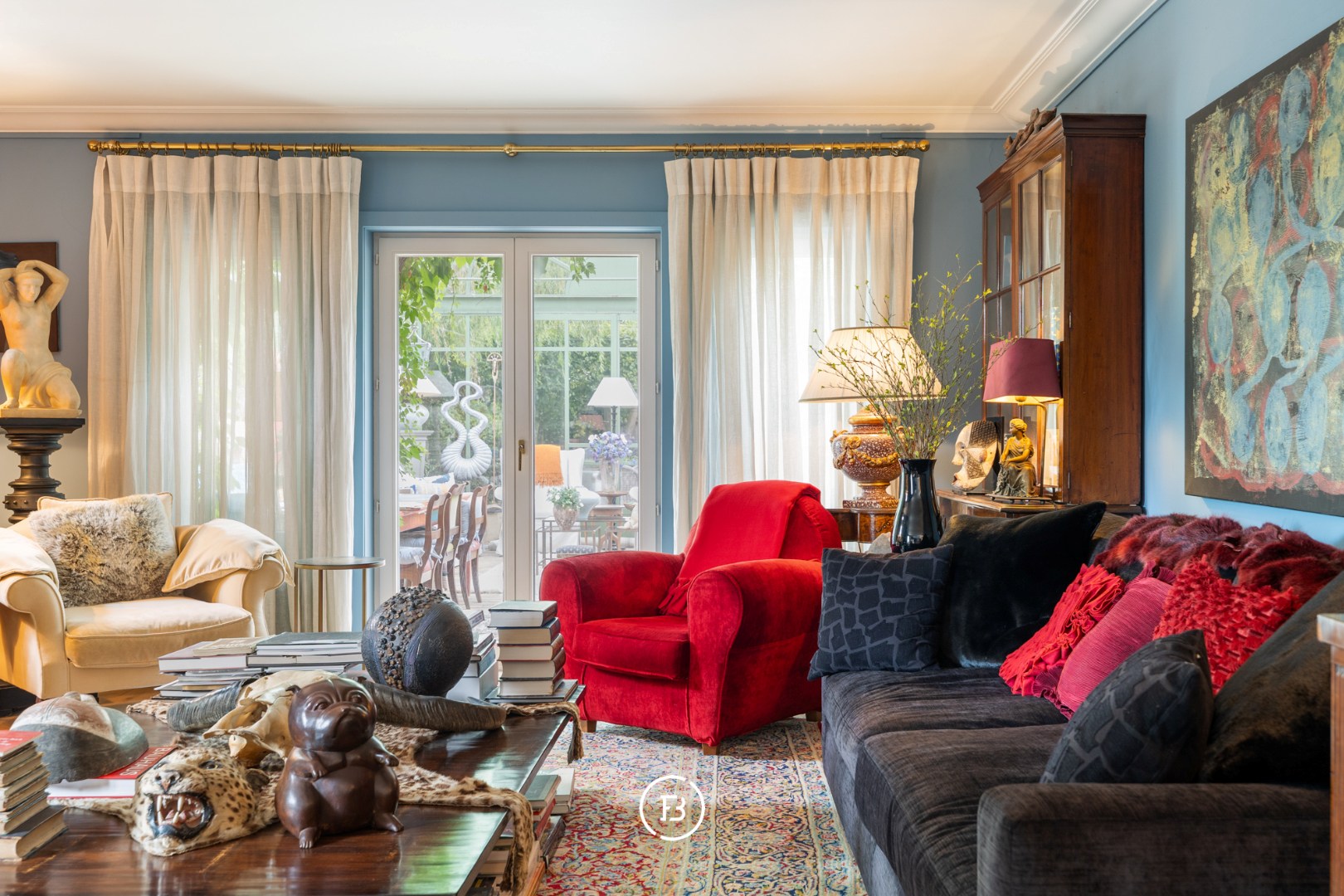 Exclusive square farmstead - photo 5