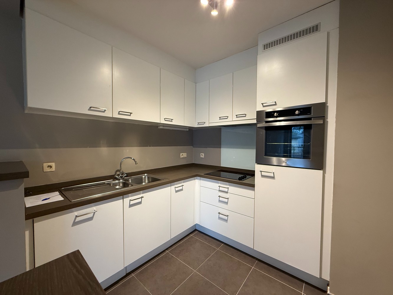 APP. I 2 SLPK I GARAGEBOX I DUFFEL - foto 4