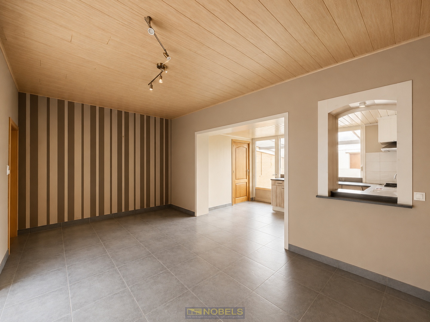 Te koop, Stadswoning met gezellige tuin nabij het centrum van Oudenaarde! - photo 4