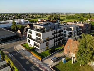 RESIDENTIE TINE | Energiezuinige & kwalitatieve appartementenResidentie Tine bestaat uit 14 hoogwaardig afgewerkte appartementen. Er wordt gebruik...
