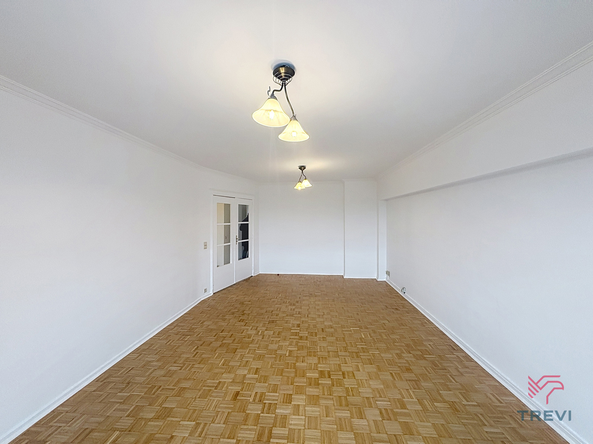CINQUANTENAIRE – VOLLEDIG GERENOVEERD 2-SLAAPKAMERAPPARTEMENT - foto 4