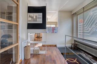 Are you looking for a strategically located and flexibly deployable building in the heart of the city? Then this commercial property, built in...