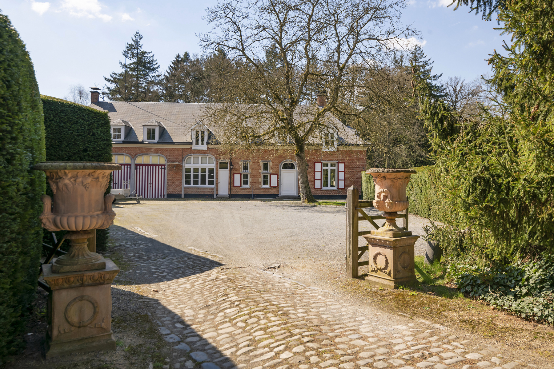 Commercial for rent in Wijnegem - photo 1