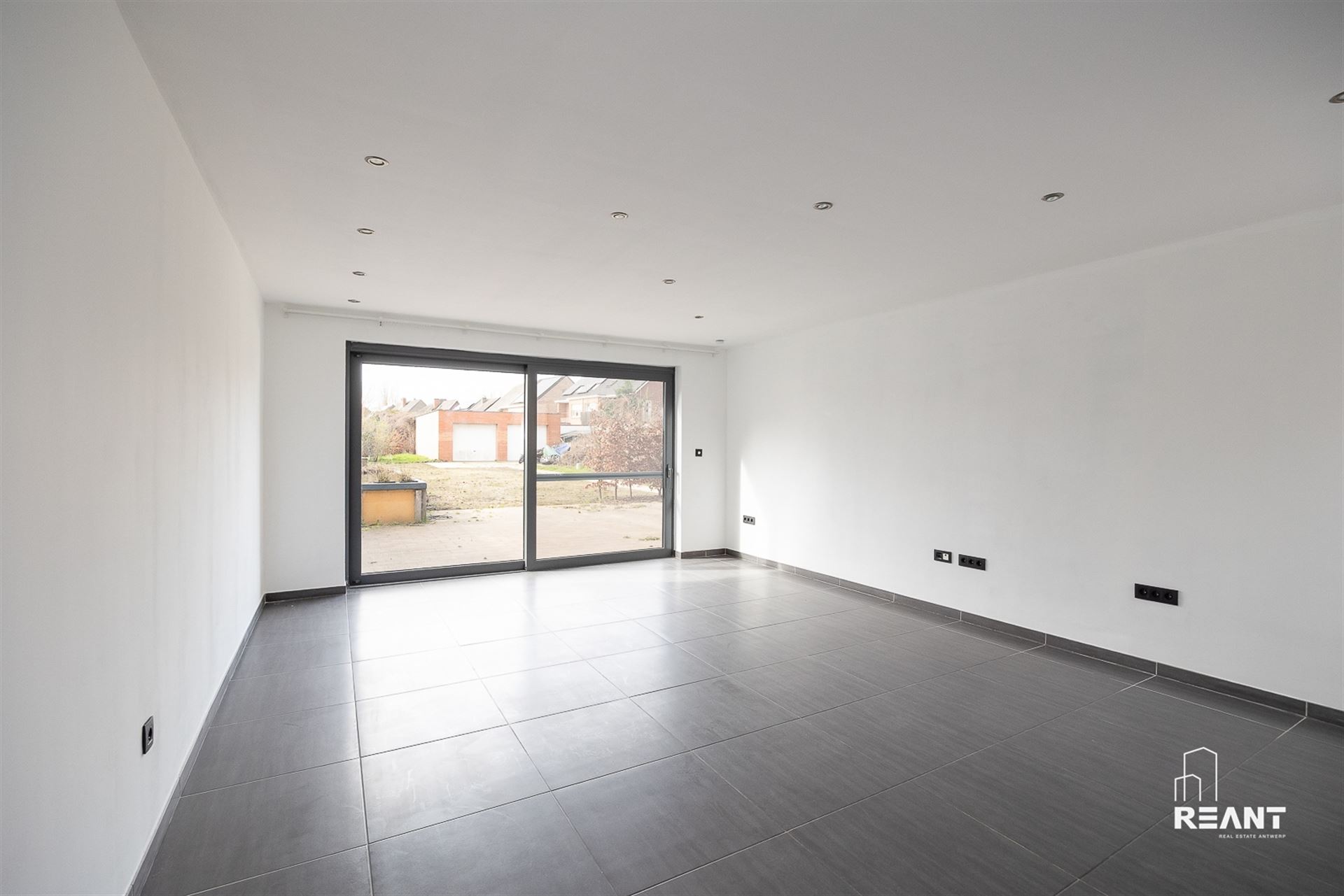 Maison à vendre à Willebroek avec 5 chambres - photo 2