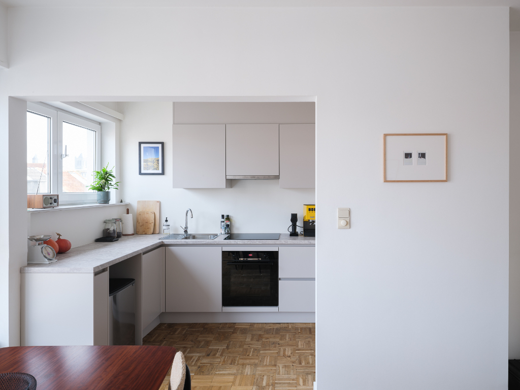 Karaktervol dakappartement met 2 slpk's op een gegeerde centrumlocatie - photo 3