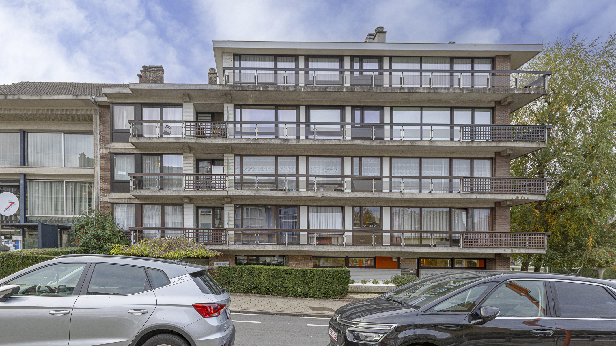 Mooi en ruim vernieuwd appartement met 2 slaapkamers - foto 2