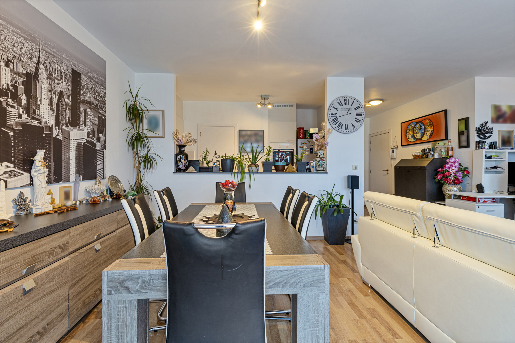 Apartment for sale in Molenbeek-Saint-Jean with 2 bedrooms - photo 2