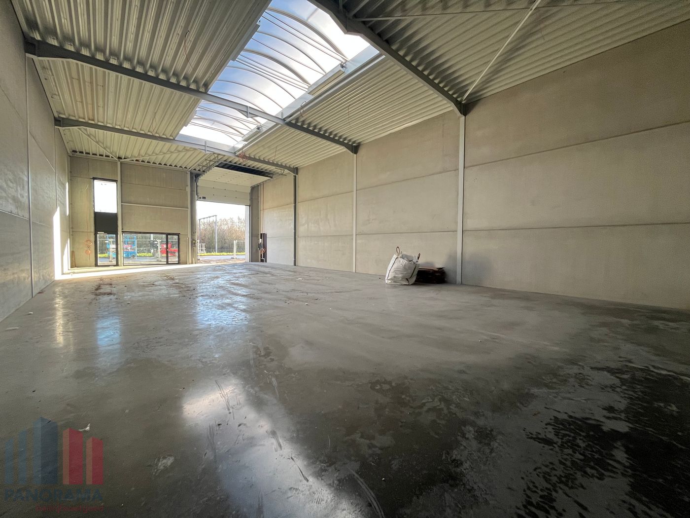 Opslagruimte van 300 m² &amp; uitstekend gelegen vlak aan de E40 - photo 3