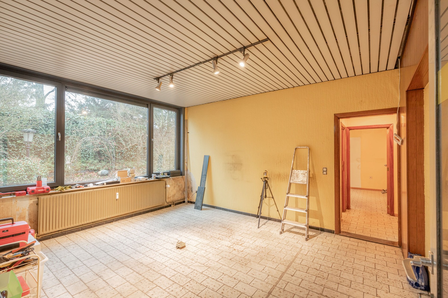 Ruime hangaar op toplocatie! - foto 5