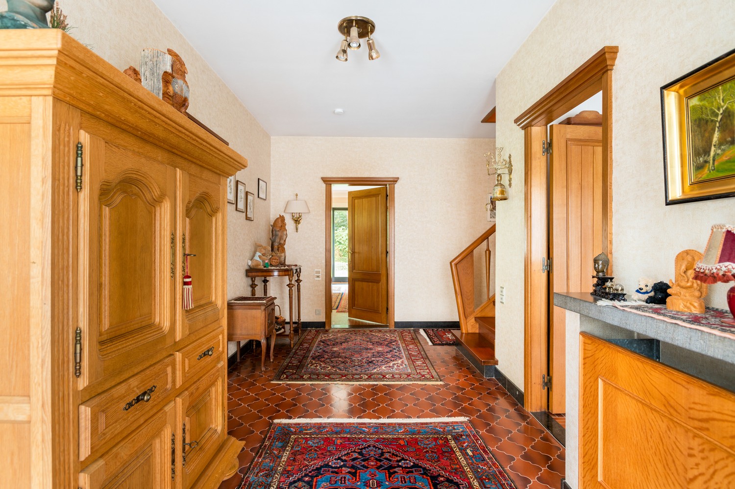 Ruime woning met 4 slaapkamers op een riant perceel te Schoten! - foto 4