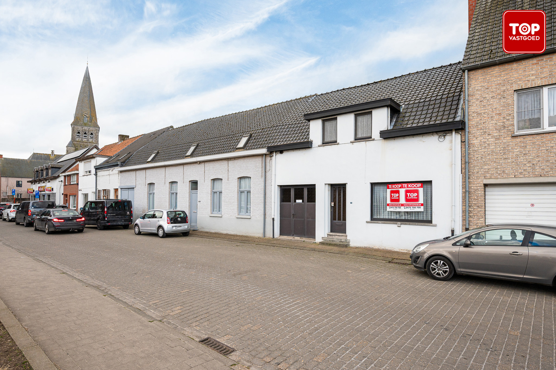 Totaal te renoveren woning met 4 slaapkamers en leuke tuin. - foto 2