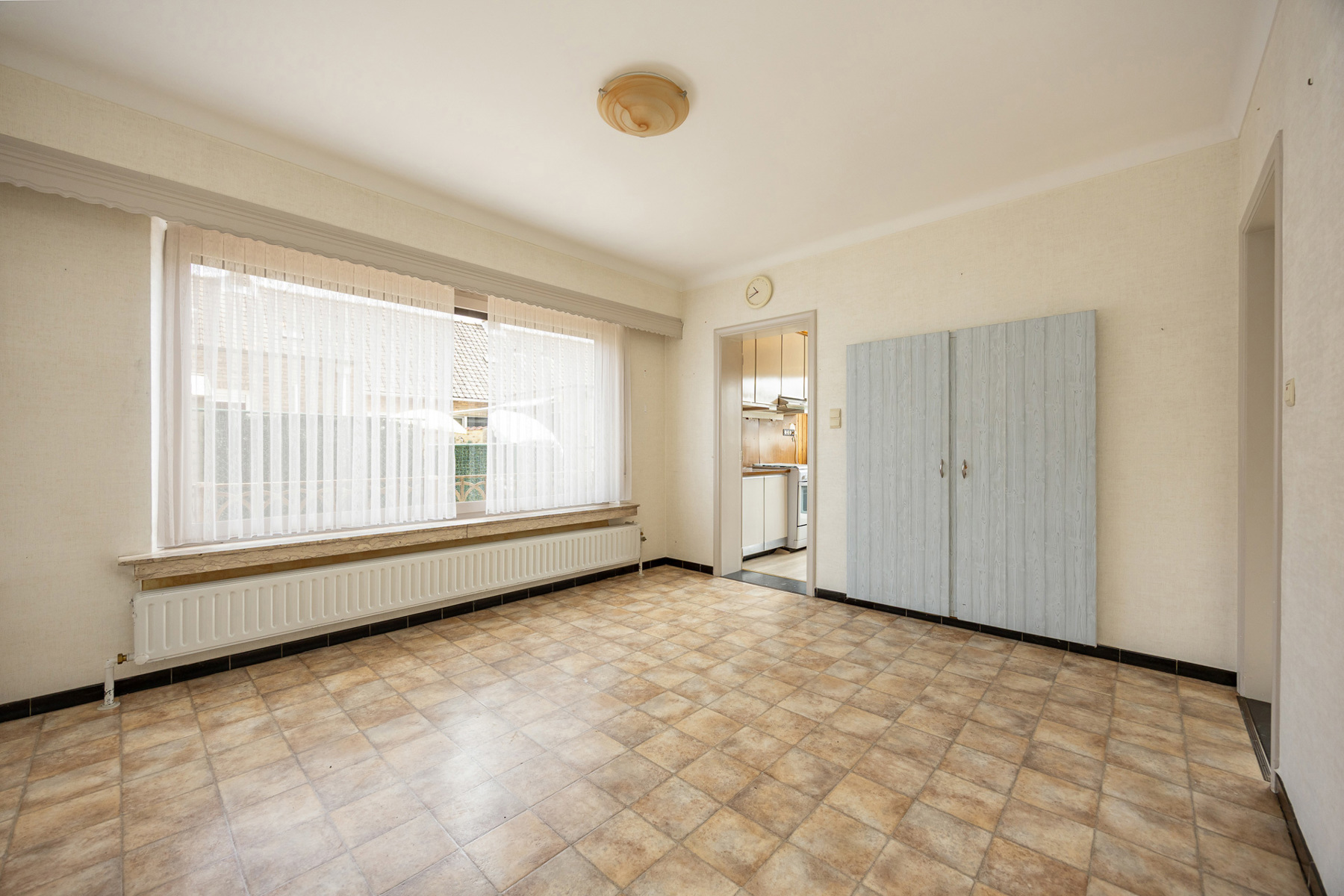 Ruime gezinswoning in het centrum van Merksplas op een perceel van 786m². - foto 4