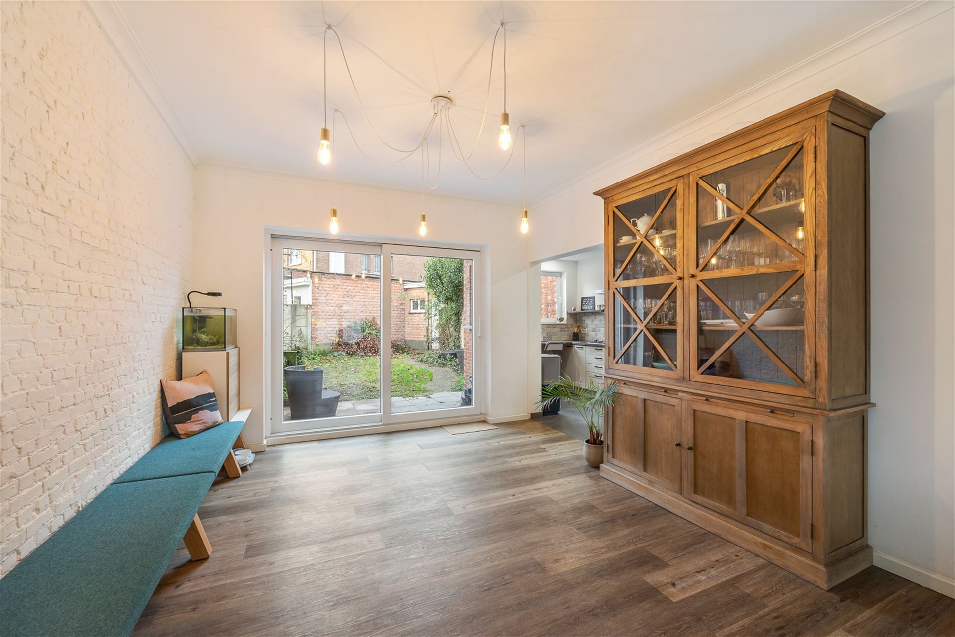 Instapklare en Ruime Gezinwoning met Tuin en Garage - foto 5