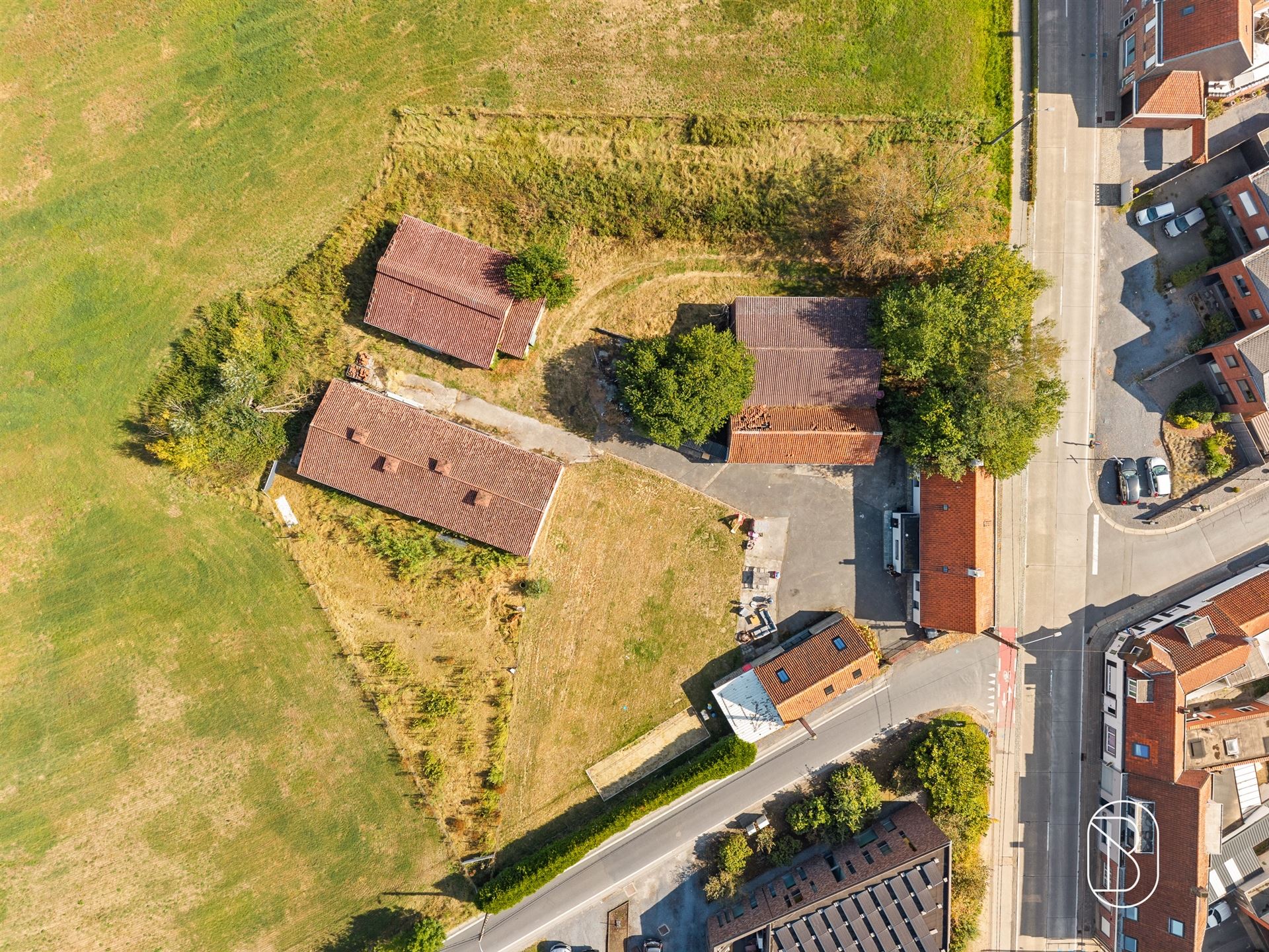 Prachtig gelegen karaktervolle hoeve met verzichten - foto 2
