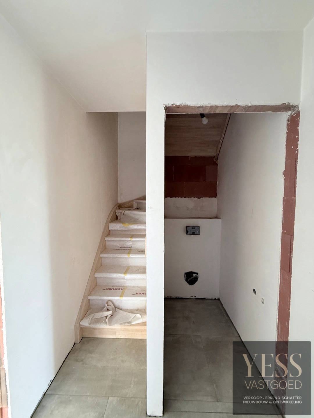 Ruime duplex appartement met 3 slaapkamers en 2 parkings - foto 5