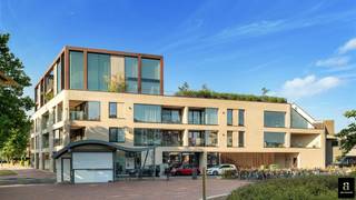 Ontdek dit mooie nieuwbouwappartement in een prestigieus gebouw met twee volwaardige slaapkamers, ideaal gelegen op een centrale locatie in Knokke, op wandelafstand van winkels, restaurants en het station.<br /><br />Het appartement beschikt over een ruime inkomhal met vestiaire en gastentoilet. De lichtrijke woon- en eetkamer geeft uit op een zonnig terras met namiddagzon waar u in alle rust kunt genieten. De open, volledig uitgeruste keuken sluit naadloos aan op de leefruimte. Daarnaast is er een praktische berging met aansluiting voor een wasmachine en droogkast.<br /><br />Beide slaapkamers zijn ruim en beschikken elk over een eigen douchekamer, wat zorgt voor optimaal comfort en privacy. Bovendien is er een gemeenschappelijke fietsenberging op het gelijkvloers aanwezig.<br /><br />Er is tevens de mogelijkheid om een goed bereikbare autostaanplaats en/of een ruime garagebox aan te kopen in de residentie.