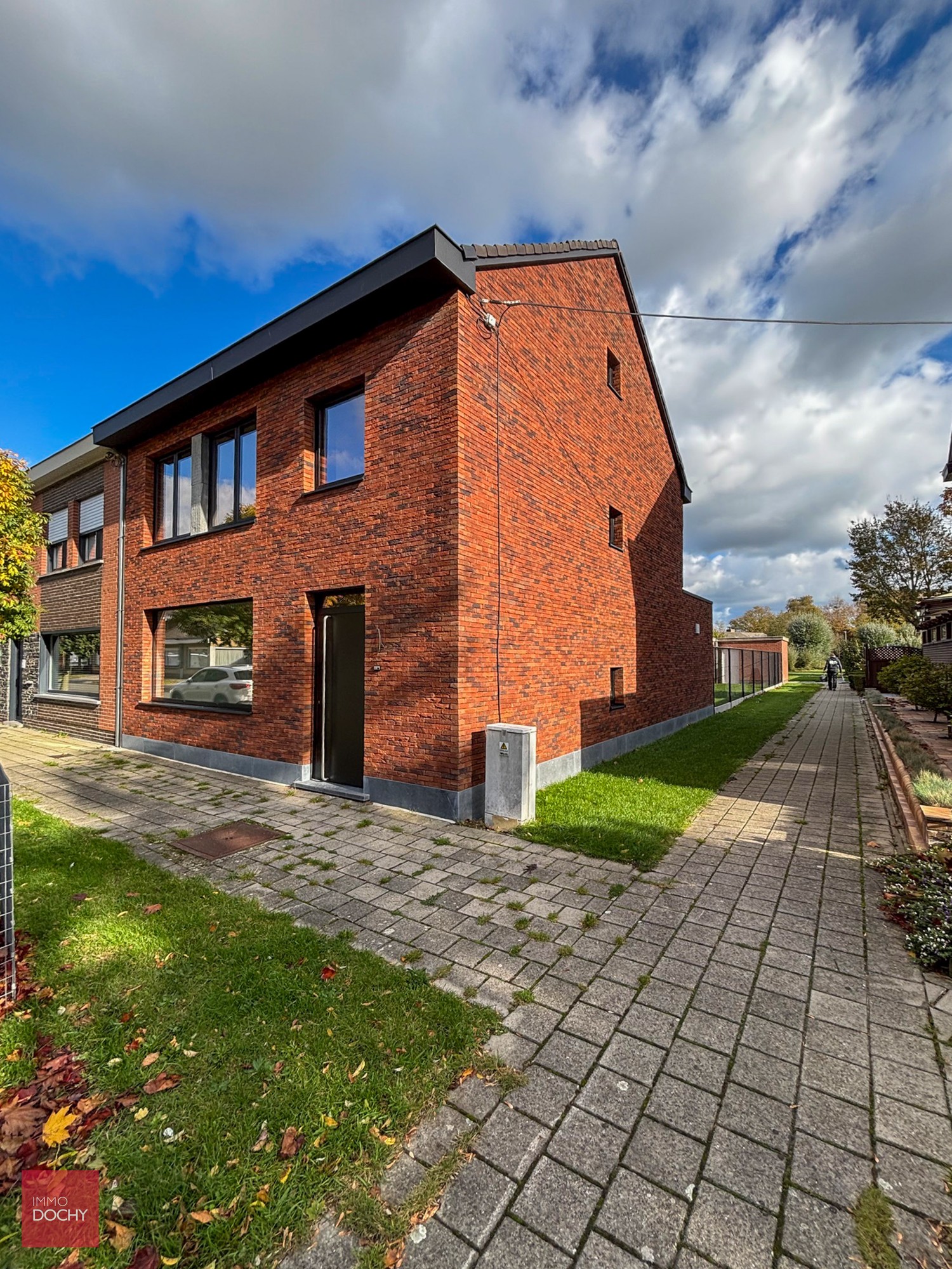 Volledig vernieuwde instapklare woning in rustige omgeving | Anjelierenlaan - foto 1