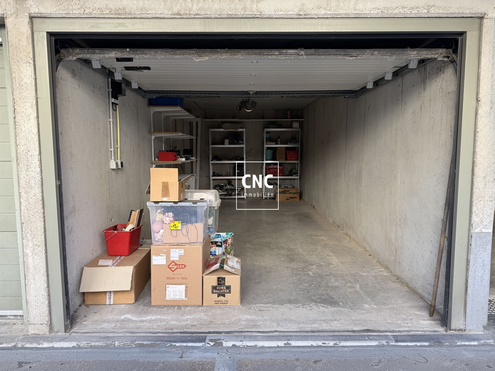 Gelijkvloerse, ruime garagebox in het centrum van Knokke - foto 5