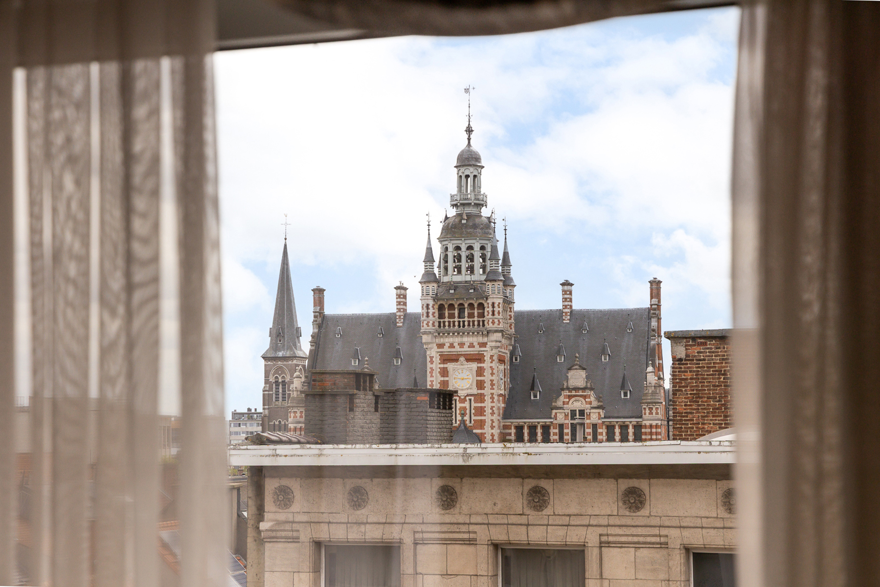 Lichtrijk appartement met terras en 3 slaapkamers - foto 5